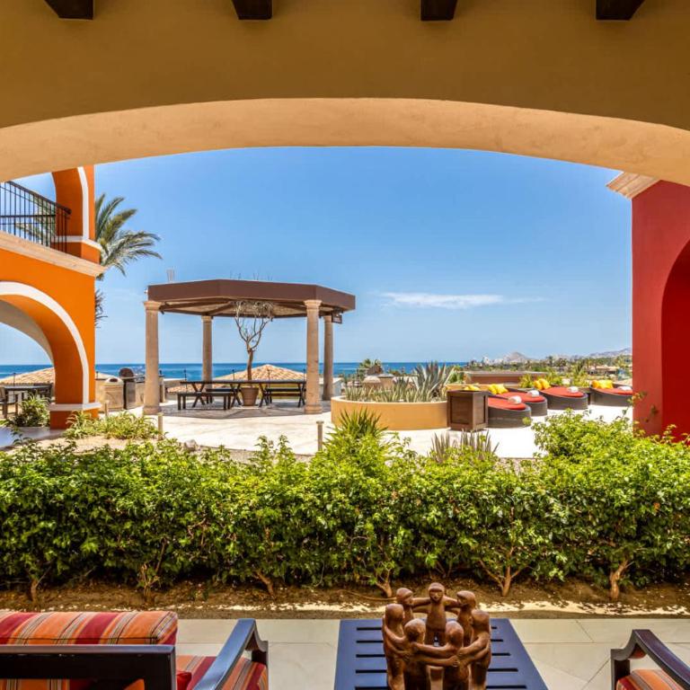 Two Bdrm Condo with Private Terrace - Ocean View - Maison de Vacances - 8