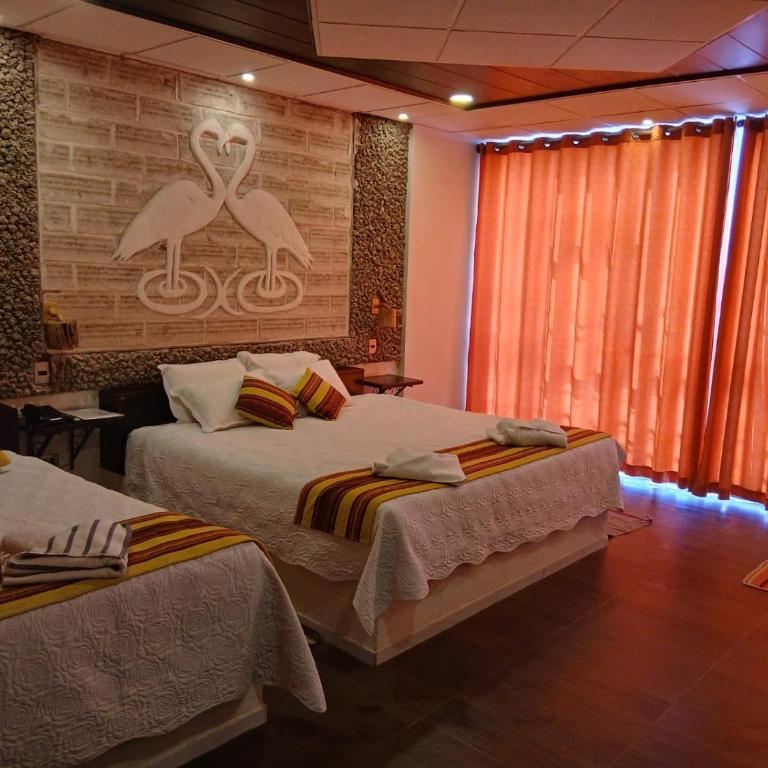 Hotel Cristales De Sal - Twin Room with City View and Private Bathroom - 1