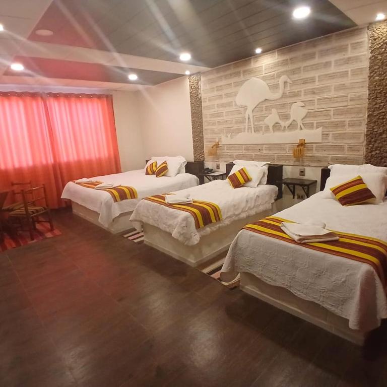 Hotel Cristales De Sal - Quadruple Room with Private Bathroom - 2