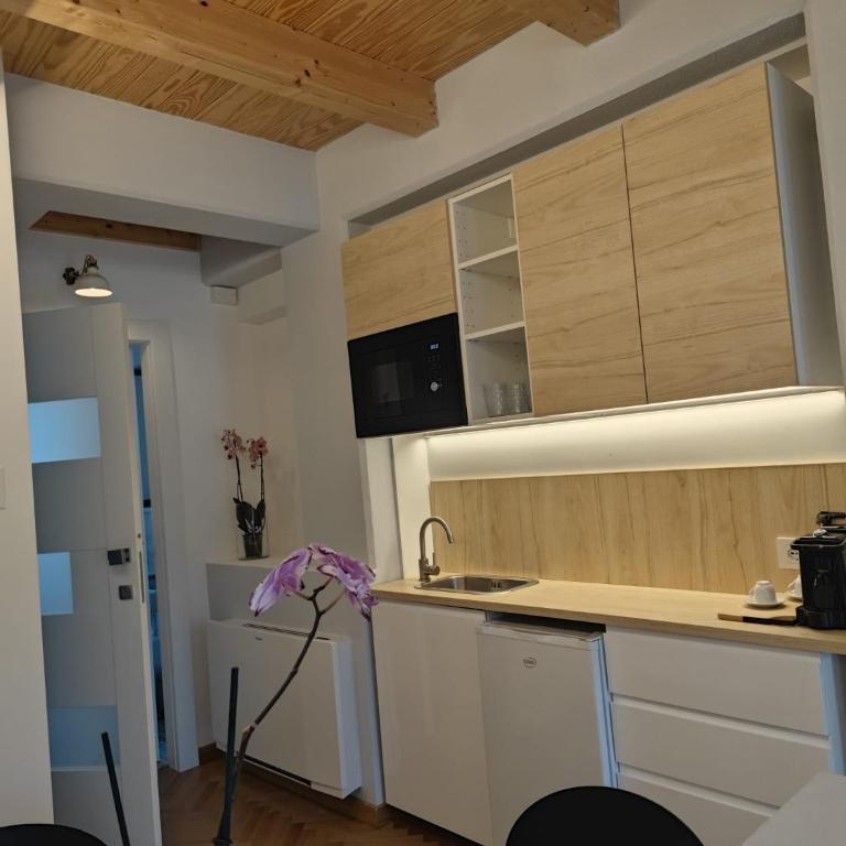 EKK Boutique Rooms Camere eleganti nel cuore di San Benedetto del Tronto - Camera Matrimoniale con Balcone - 4