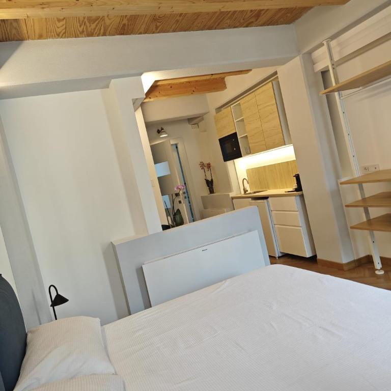 EKK Boutique Rooms Camere eleganti nel cuore di San Benedetto del Tronto - Camera Matrimoniale con Balcone - 7