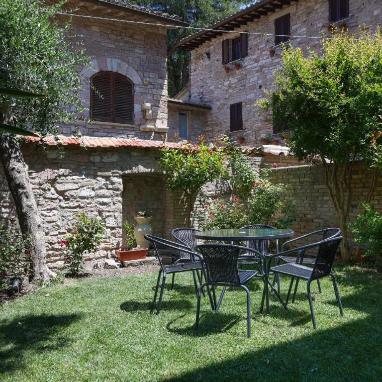 Il giardino di Chiara - Appartamento con 3 Camere da Letto - 1