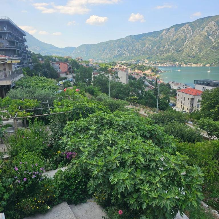 Apartment Milos - Apartment mit 2 Schlafzimmern, Terrasse und Meerblick - 5