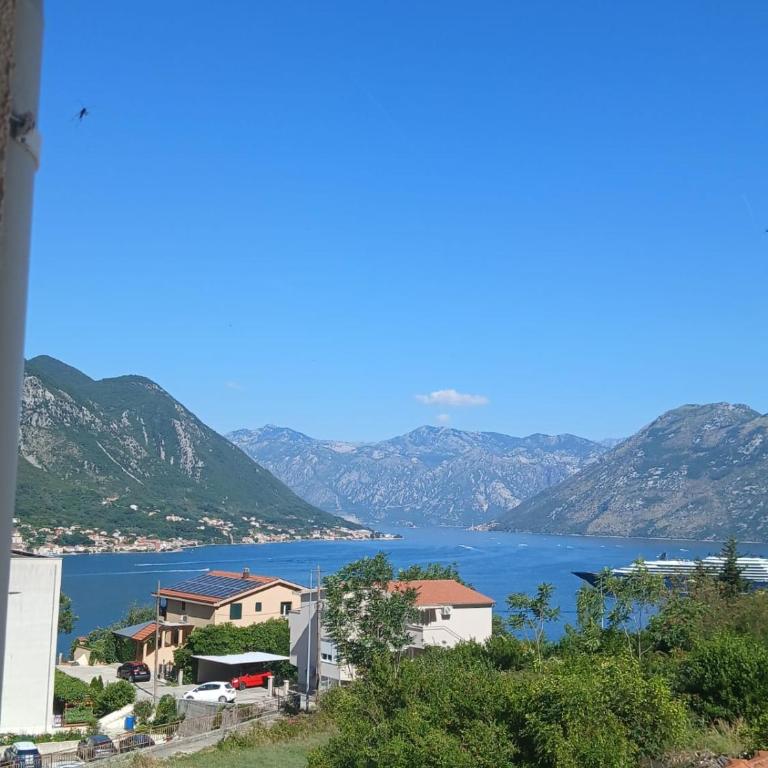 Apartment Milos - Apartment mit 2 Schlafzimmern, Terrasse und Meerblick - 4