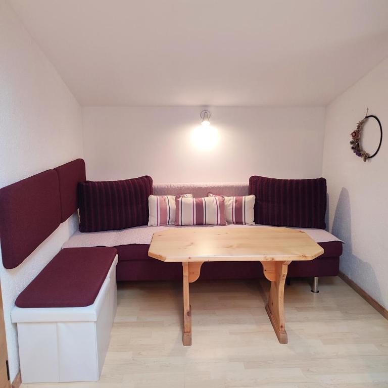 Haus Enzian - Apartment mit 3 Schlafzimmern und Balkon - 68