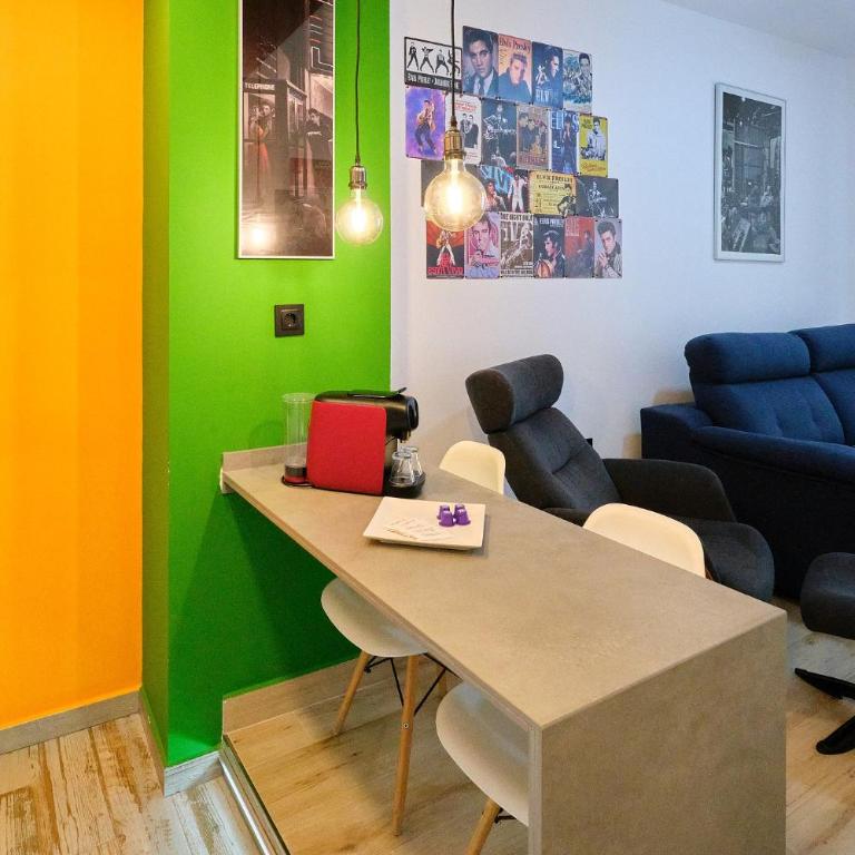 Alojamiento Vacacional El Vinagrillo 2 Con Parking Cubierto Incluido - Apartamento de 1 dormitorio - 80