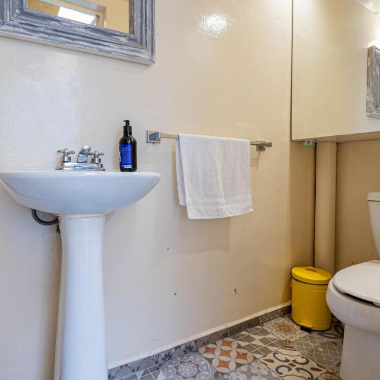 Spacious Colonial House - 6 Bedrooms Near Puebla Zócalo - Casa de 6 dormitorios - 6