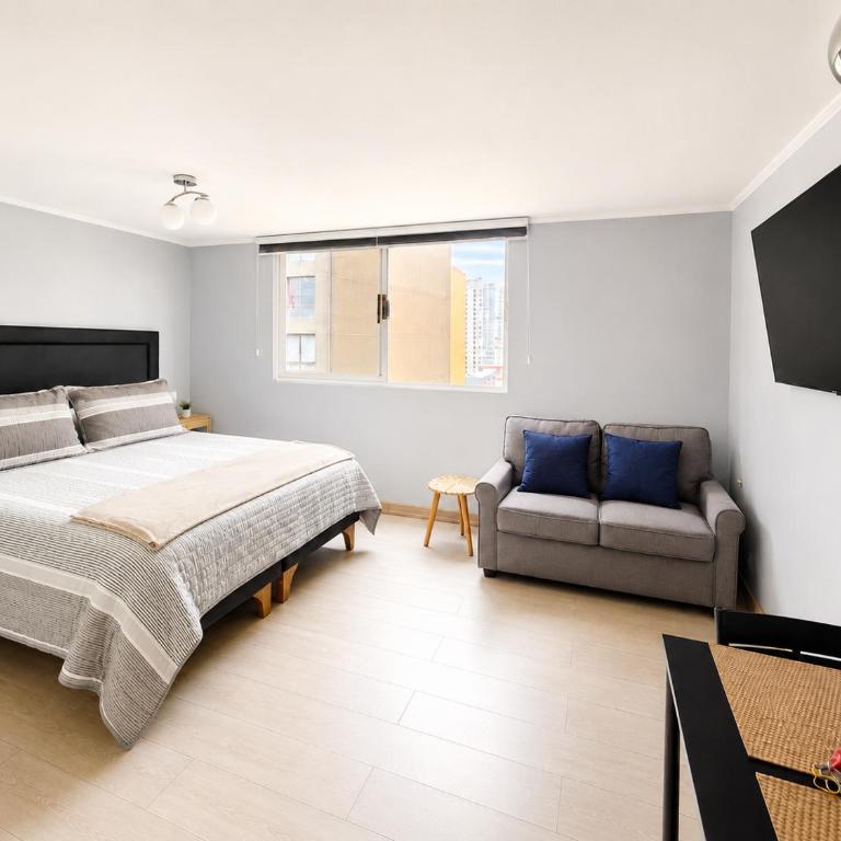 King Bed + Parking | Barrio Italia - One-Bedroom Apartment - 1