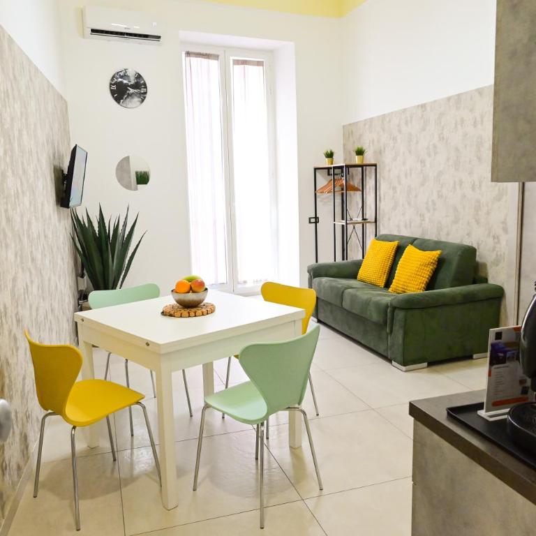 Victry's Houses Chiaia - Casa Vacanze - 15