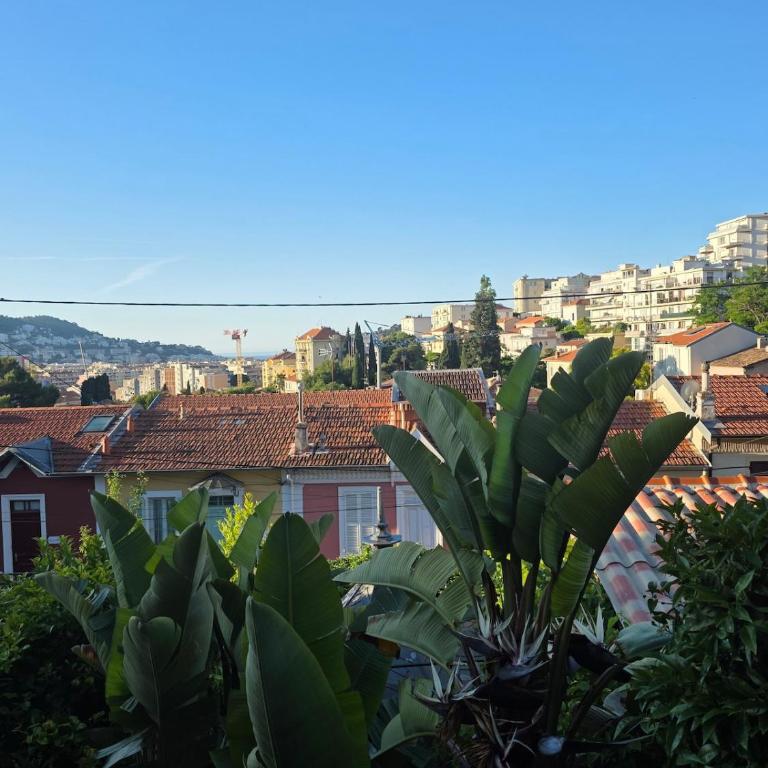 Charming house with sea view in Nice - One-Bedroom Apartment - 2
