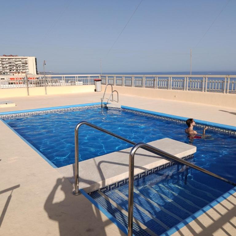 Marina Blue & Rooftop Pool Studio - Vistas al Mar y Playa - Apartamento de 1 dormitorio - 2