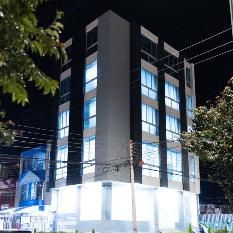 Sky Suite - One-Bedroom Apartment - 2