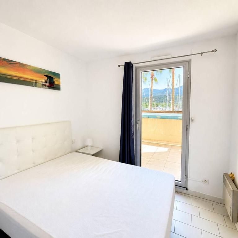 Bel appart vue montagnes, terrasse - 4 pers. - FR-1-388-262 - Apartment - 8