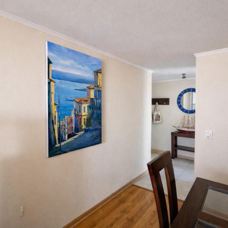 Departamento con amplia y bella vista a la bahía de Valparaiso - Three-Bedroom Apartment - 19