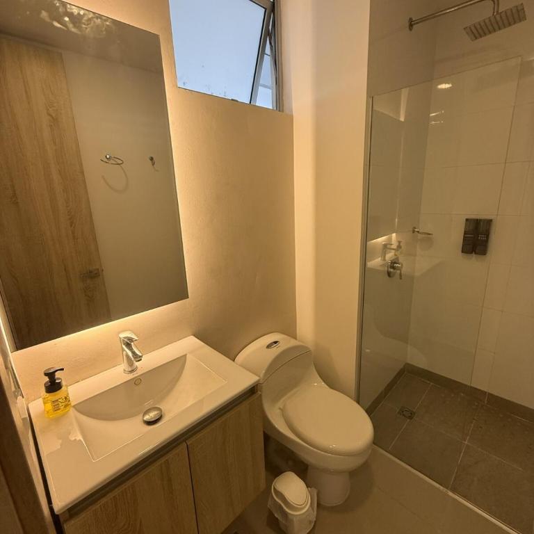 Modern condo Cabrero - Pool, Beach and Walled City - Two-Bedroom Apartment - 8