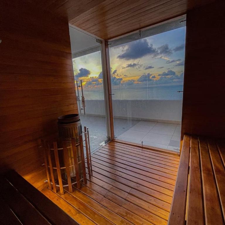 Modern condo Cabrero - Pool, Beach and Walled City - Two-Bedroom Apartment - 12