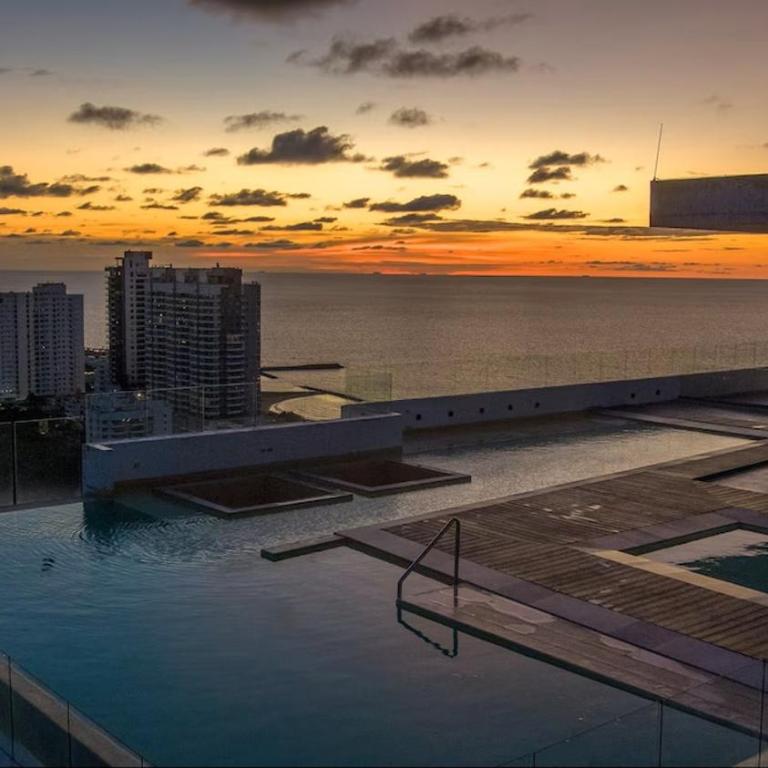Modern condo Cabrero - Pool, Beach and Walled City - Two-Bedroom Apartment - 20