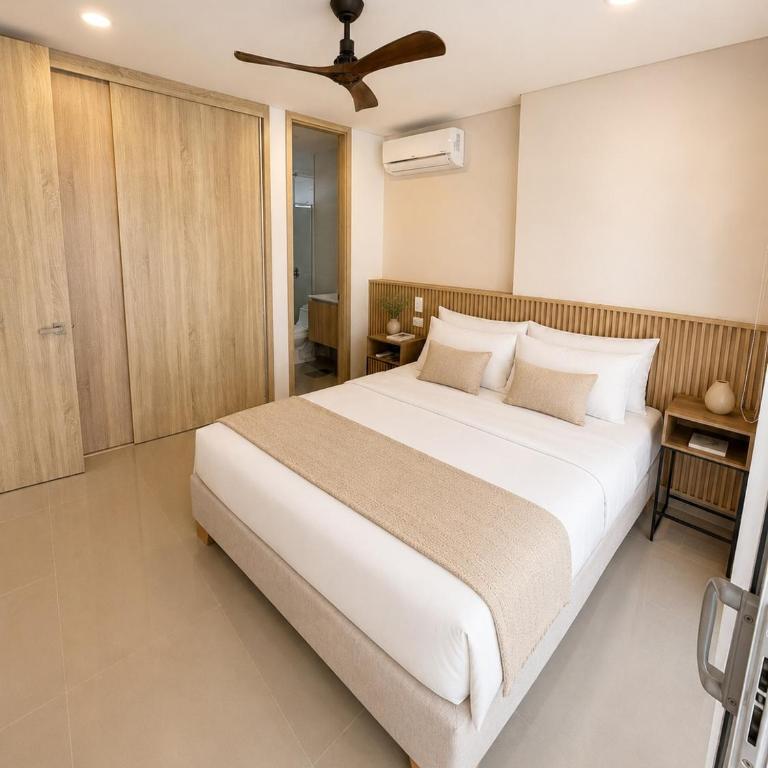 Modern condo Cabrero - Pool, Beach and Walled City - Two-Bedroom Apartment - 6
