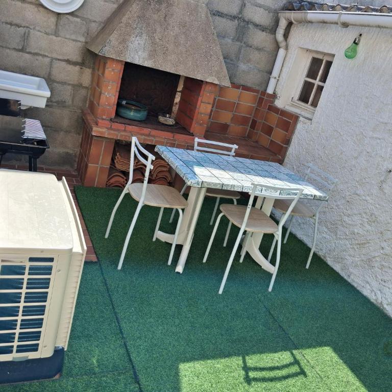 Cocon 4 pers aux sables, clim et parking gratuit - One-Bedroom Apartment - 18