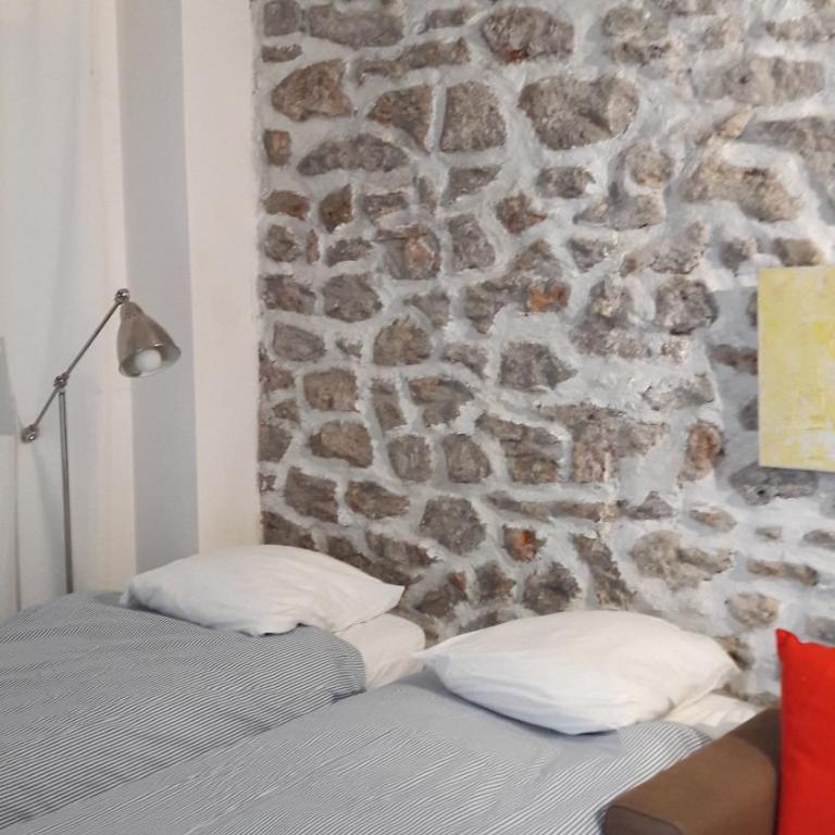 Villa des iris - Chambre Double ou Lits Jumeaux (Rez-de-Chaussée) - 10
