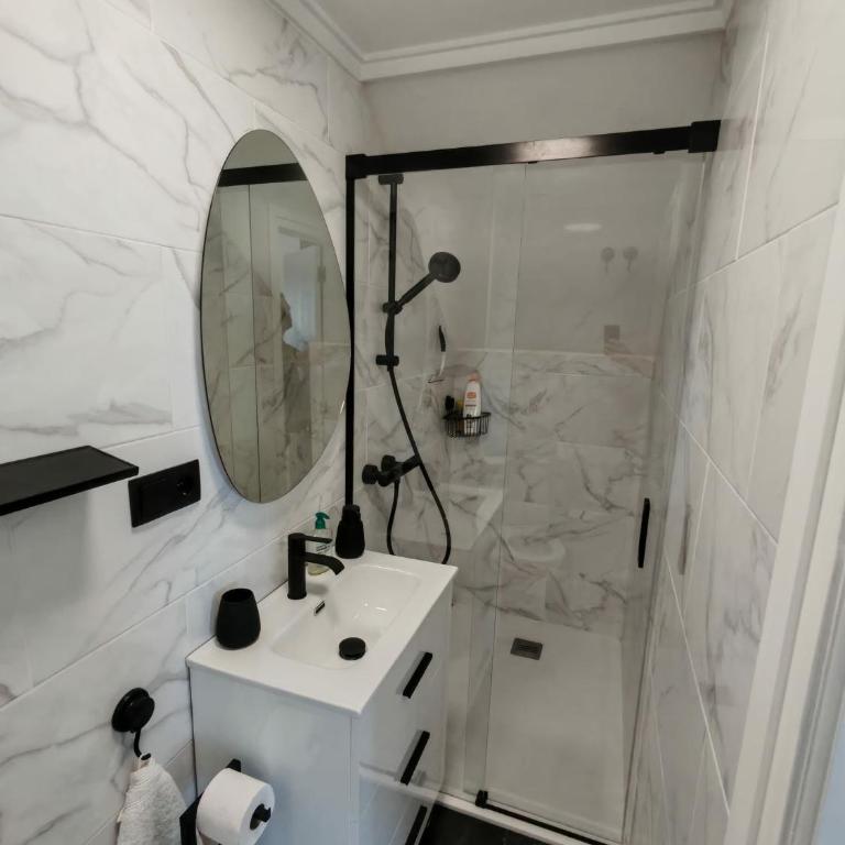 villa Claude expérience somptueuse - Three-Bedroom Villa - 5