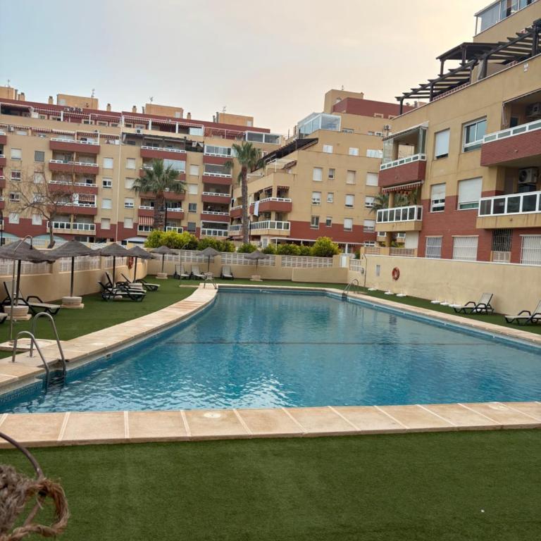 Apartamento Aguadulce Playa Torrequebrada - Apartamento de 2 dormitorios con vistas al mar - 22