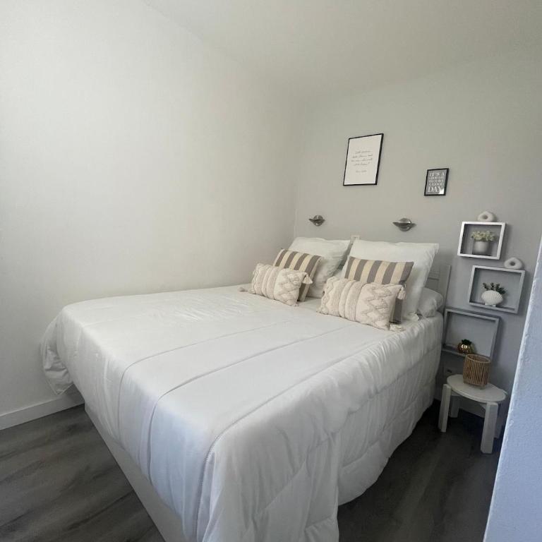 Evasion à Cannes - vue mer - Terrasse - Piscine - Appartement 2 Chambres - 12
