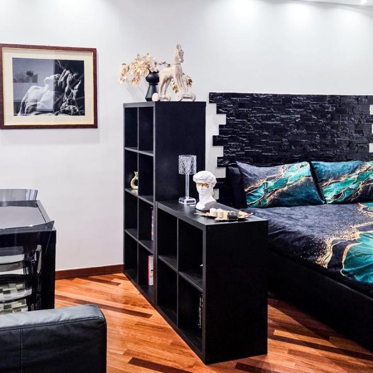 Colosseum Historic Apartment - 17th Century Building - Appartamento con 1 Camera da Letto - 29
