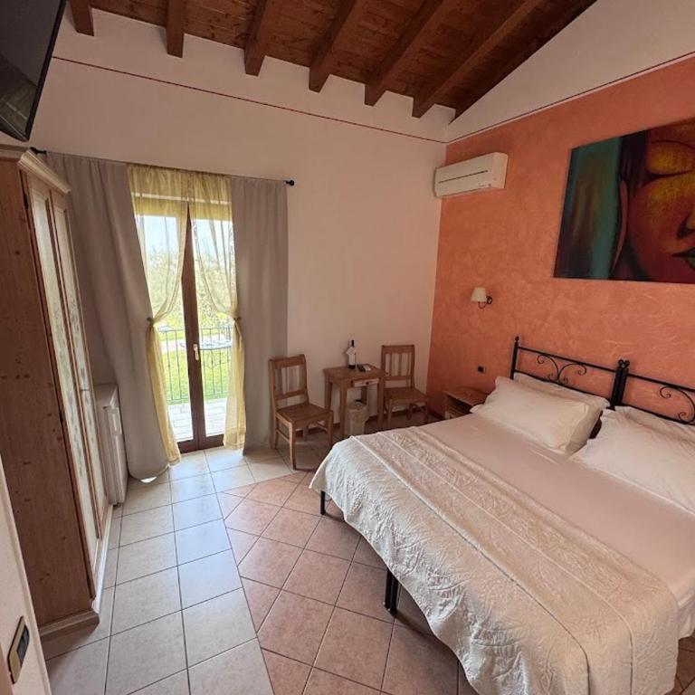 Agriturismo Costadoro - Habitación Doble Deluxe con vistas al lago - 1 o 2 camas - 3