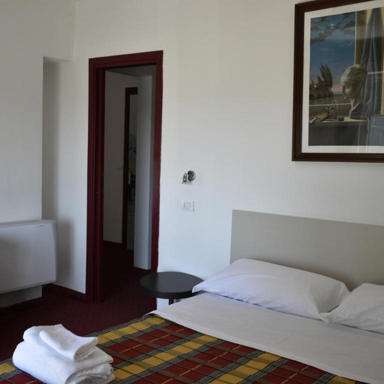 Hotel Soraya & Apartments - Camera Quadrupla Classic - 7