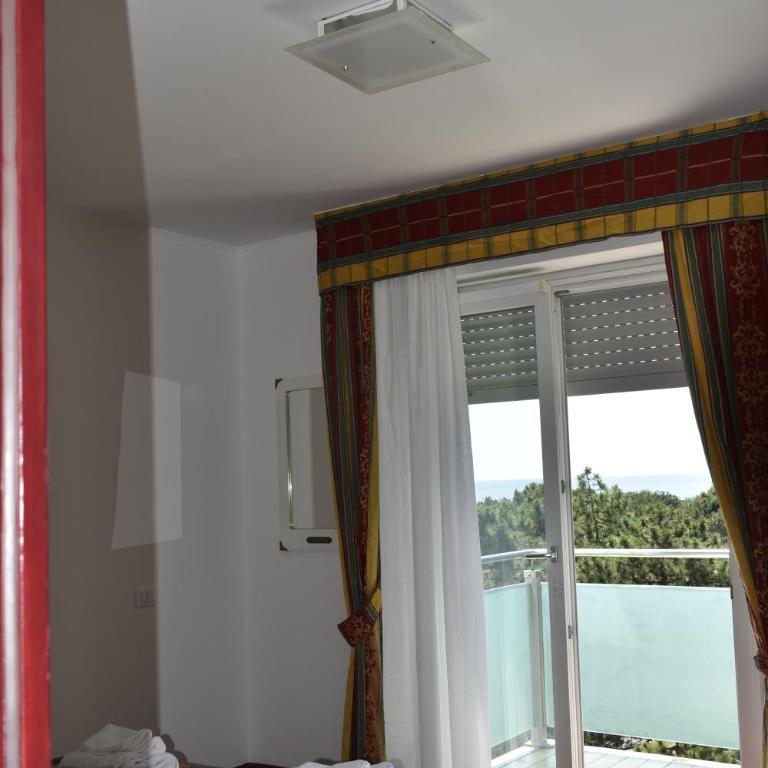 Hotel Soraya & Apartments - Camera Quadrupla Classic - 8