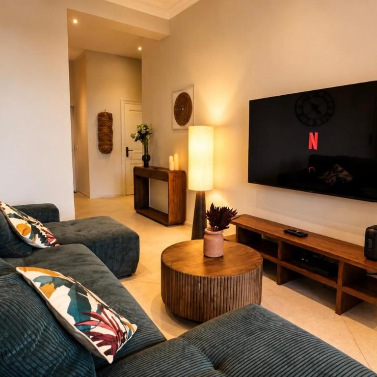 Luxe & Confort - Piscine - Plage à Pied - 9 Pers - Premium Apartment mit 3 Schlafzimmern - 46