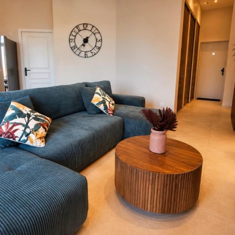 Luxe & Confort - Piscine - Plage à Pied - 9 Pers - Premium Apartment mit 3 Schlafzimmern - 33