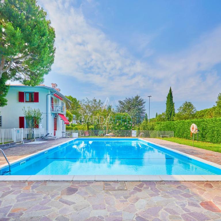 Bronzo Apartment - Relax con terrazza e piscina a Sirmione - Appartamento con 1 Camera da Letto - 4