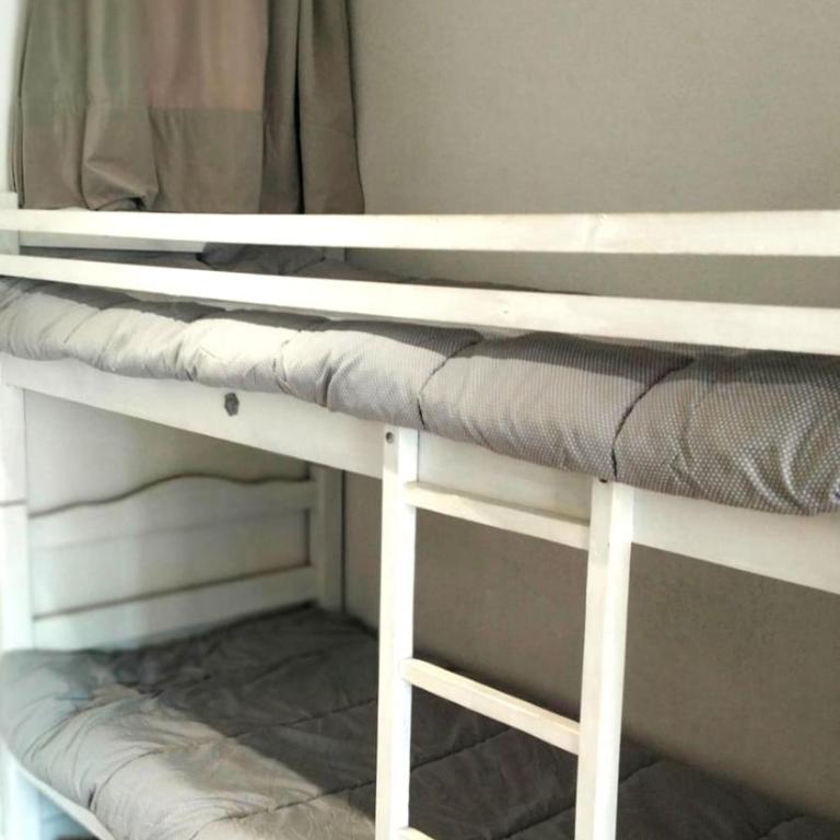 Flat with terrace in Sanary-sur-Mer - Studio - 8