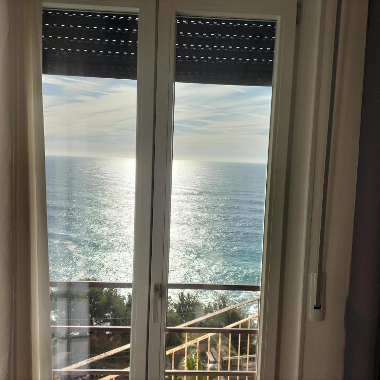 Tra cielo e mare Sanremo - Appartamento con 1 Camera da Letto, Vista Mare e Balcone - 12