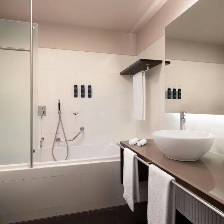Four Points Sheraton Bolzano Bozen - Camera King Classic - 7