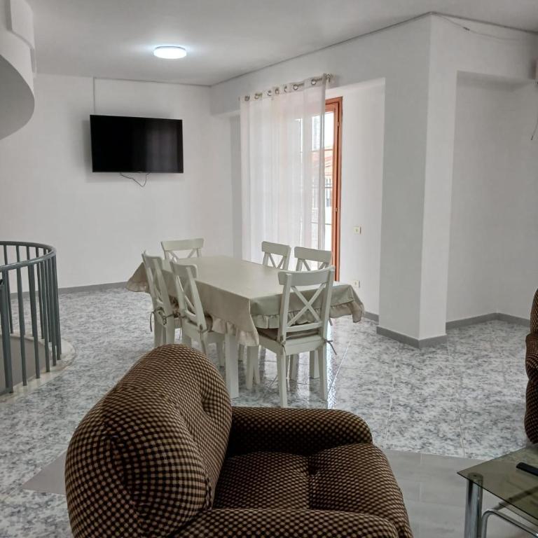 Villa dei Pini - Casa con 3 Camere da Letto - 12