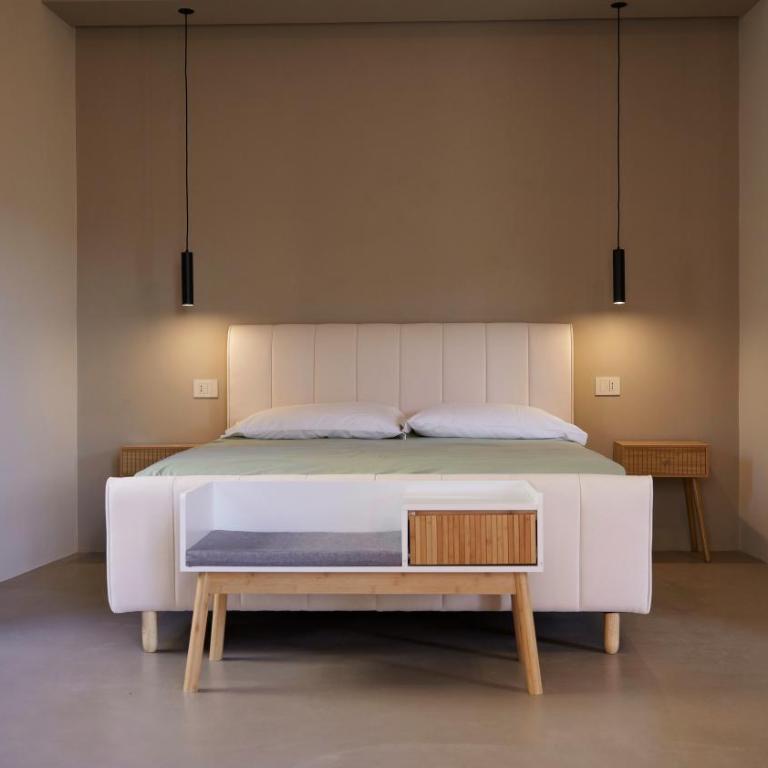 La Terrazza di Viola - Deluxe Double or Twin Room with City View - 7