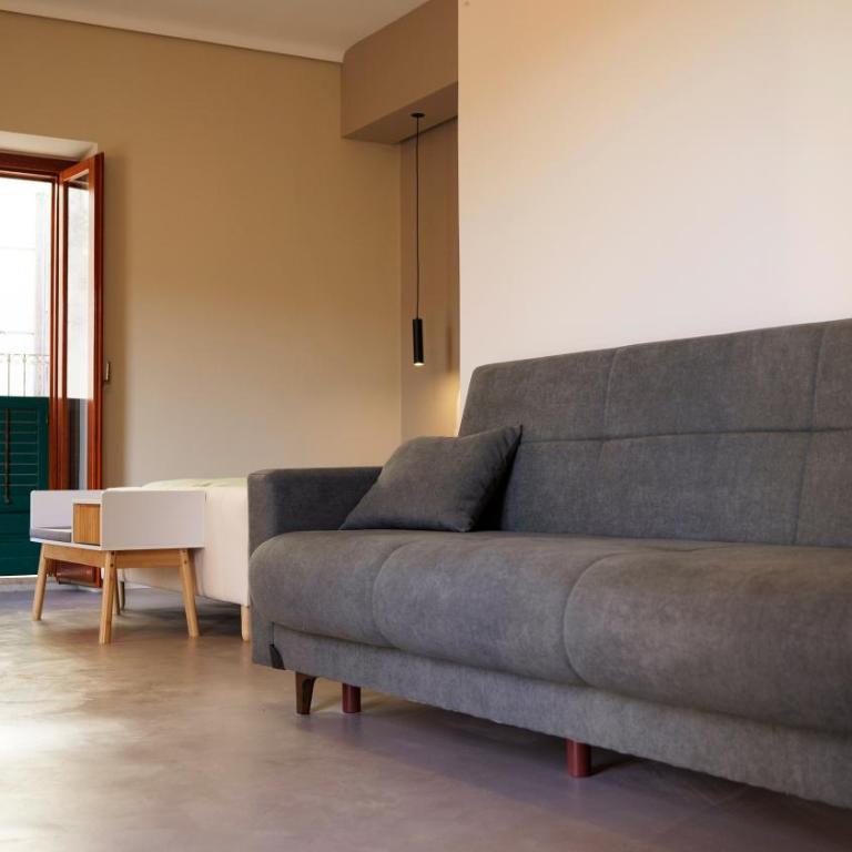 La Terrazza di Viola - Deluxe Double or Twin Room with City View - 10