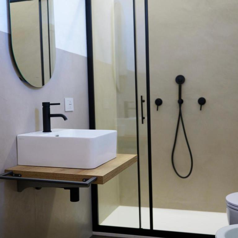 La Terrazza di Viola - Deluxe Double or Twin Room with City View - 16