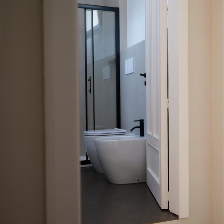 La Terrazza di Viola - Deluxe Double or Twin Room with City View - 13