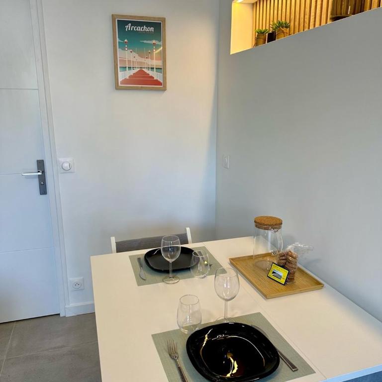 Studio face plage / centre ville - Appartement 1 Chambre - 10