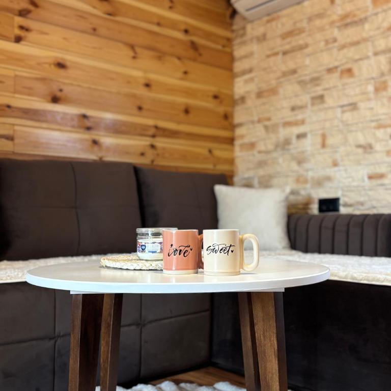 Ðedovina mountain cabins - One-Bedroom House - 4