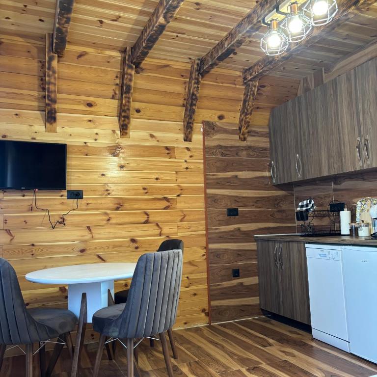 Ðedovina mountain cabins - One-Bedroom House - 15