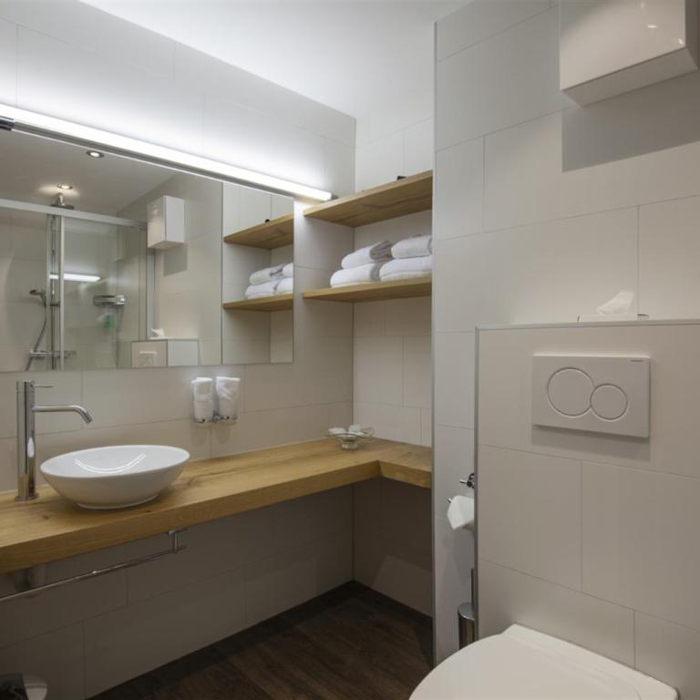 Hotel Landhaus - Suite mit 1 Schlafzimmer und Balkon - 9