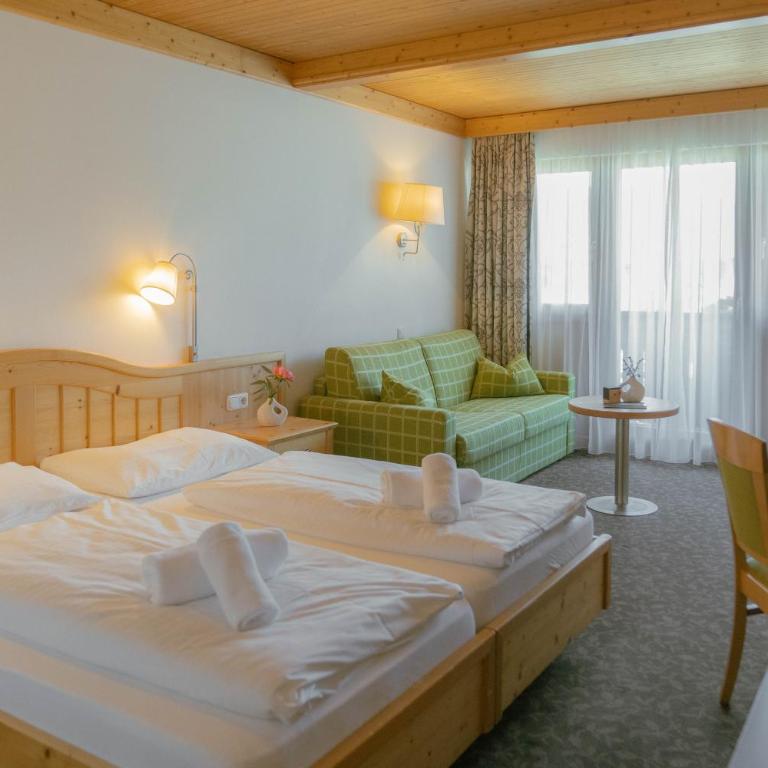 Hotel Metzgerwirt - Doppelzimmer mit Balkon - 1