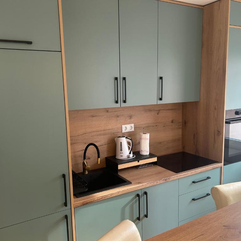 Modern Central Apartment Nora City Lights - Near Old Town - Apartman sa Pogledom na Grad - 19