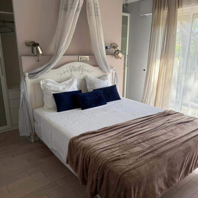 TouchLux Apartments -300m Rooftop Penthouse & Designer Apartment-Cannes - Penthouse - 16