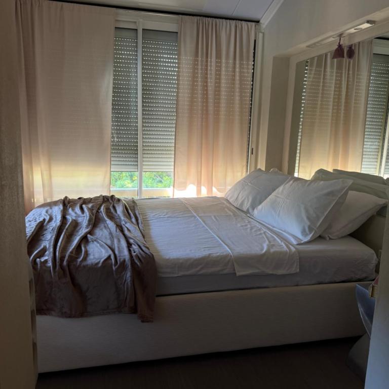 TouchLux Apartments -300m Rooftop Penthouse & Designer Apartment-Cannes - Penthouse - 19